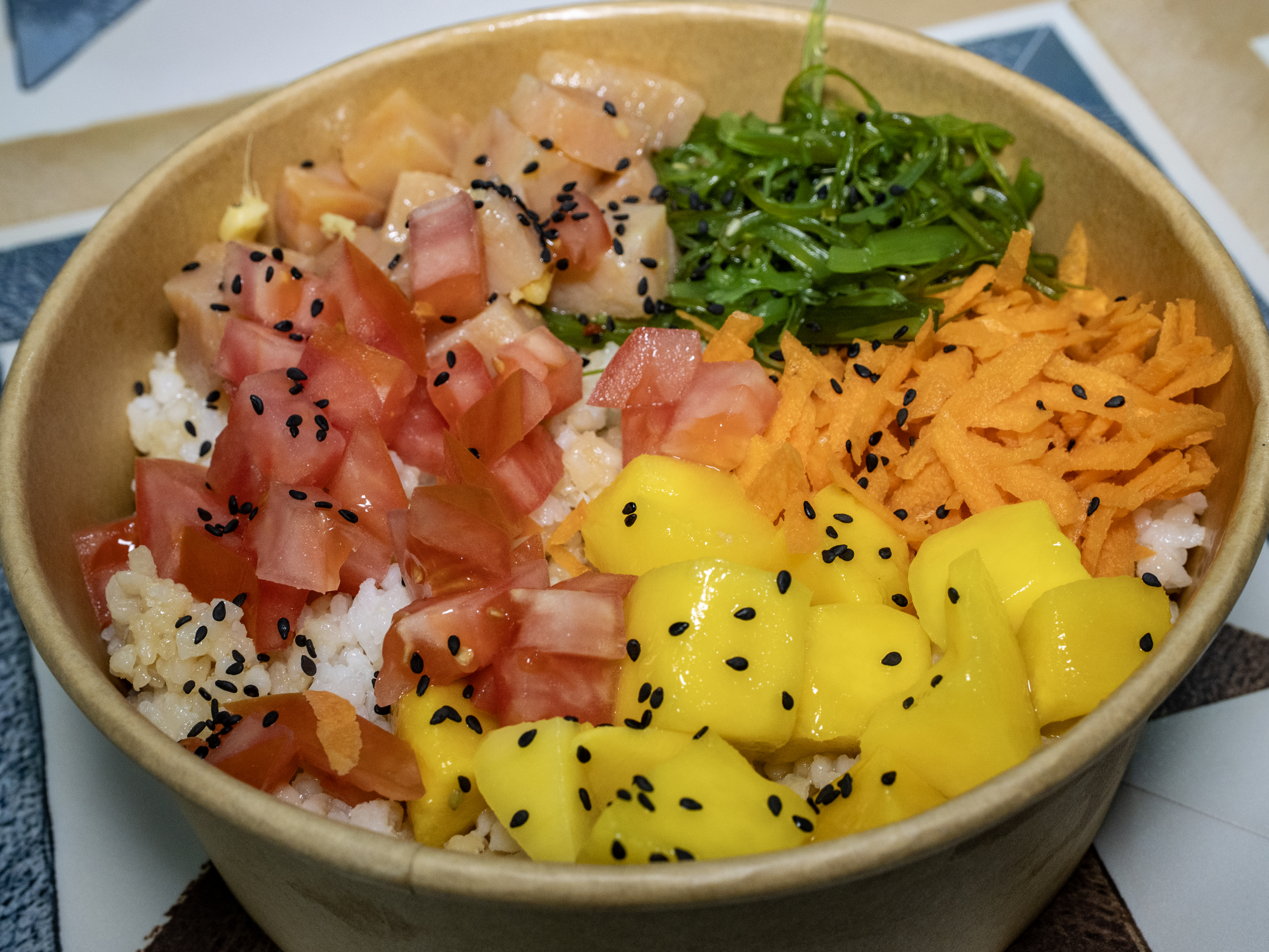 Poke bowl de salmón